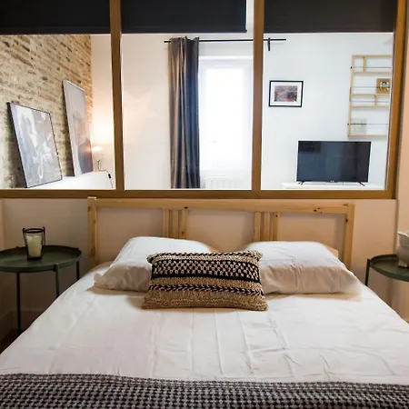 Apartment Achille By Cocoonr *